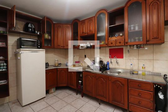 Cozinha de casa para alugar com 1 quarto, 70m² em Parque Continental I, Guarulhos
