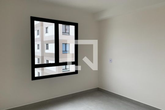 Quarto de apartamento para alugar com 1 quarto, 35m² em Presidente Altino, Osasco