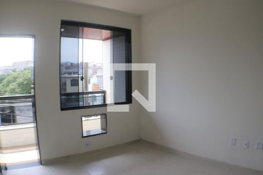 Sala de apartamento para alugar com 2 quartos, 65m² em Taquara, Rio de Janeiro