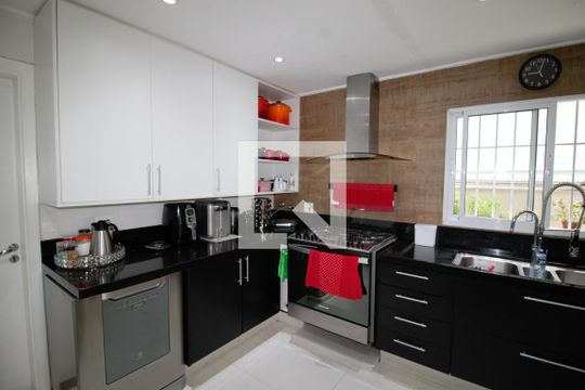 Cozinha de casa para alugar com 5 quartos, 501m² em Jardim Londrina, São Paulo