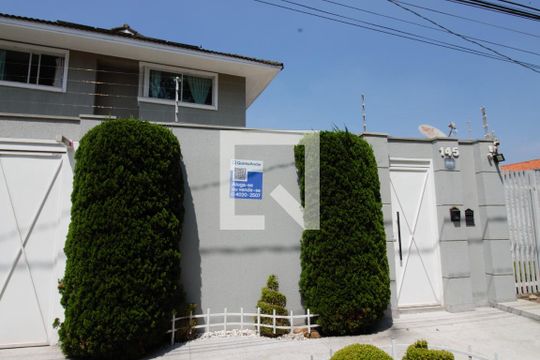 Fachada de casa para alugar com 5 quartos, 501m² em Jardim Londrina, São Paulo