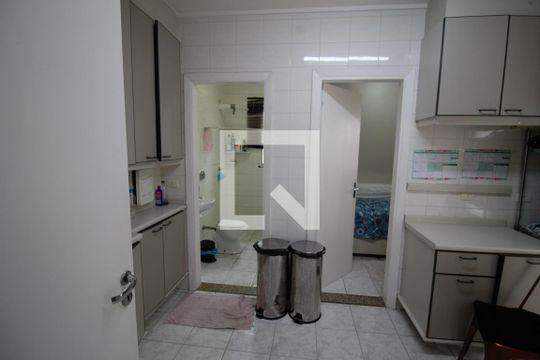 Área de Serviço de casa para alugar com 5 quartos, 501m² em Jardim Londrina, São Paulo