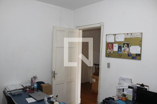 QUARTO 2 de casa à venda com 3 quartos, 320m² em Barra Funda, São Paulo