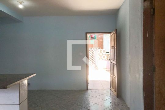 Casa para alugar com 2 quartos, 70m² em Fazenda Grande do Retiro, Salvador