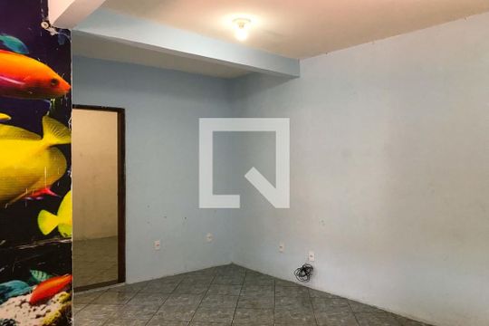 Sala de casa para alugar com 2 quartos, 70m² em Fazenda Grande do Retiro, Salvador