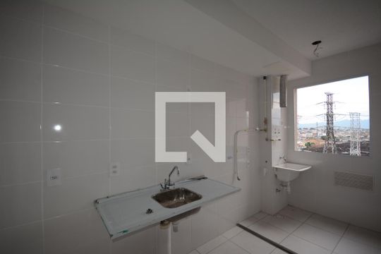 Cozinha de apartamento para alugar com 1 quarto, 33m² em Vista Alegre, Rio de Janeiro