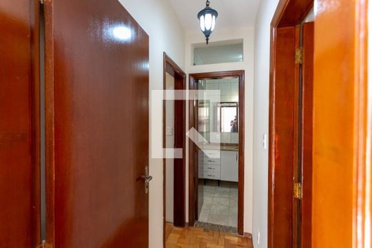 Corredor de apartamento à venda com 2 quartos, 81m² em Centro, Belo Horizonte