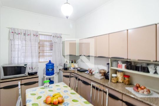 Cozinha de casa à venda com 4 quartos, 143m² em Vila Nova Caledônia, São Paulo