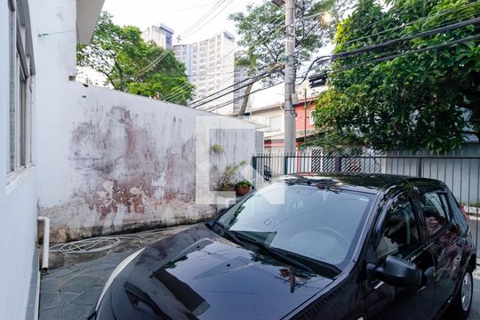 Garagem de casa à venda com 4 quartos, 143m² em Vila Nova Caledônia, São Paulo