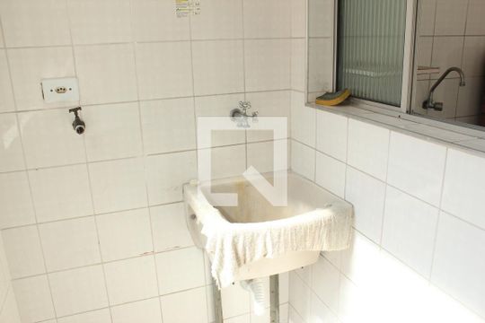 Cozinha e Área de Serviço de apartamento para alugar com 2 quartos, 84m² em Jardim Regis, São Paulo