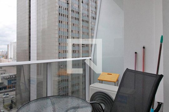 Varanda de kitnet/studio à venda com 0 quarto, 23m² em Centro, São Paulo