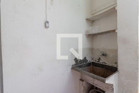 Área de Serviço de casa para alugar com 1 quarto, 55m² em Vila Brasilio Machado, São Paulo