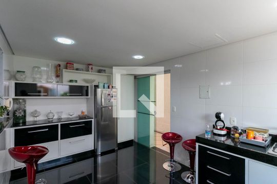 Cozinha de casa à venda com 5 quartos, 513m² em Camargos, Belo Horizonte