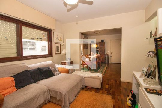 Sala 2 de apartamento à venda com 3 quartos, 220m² em Rio Branco, Porto Alegre