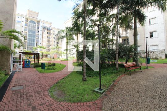Área comum de apartamento à venda com 3 quartos, 76m² em Sítio da Figueira, São Paulo