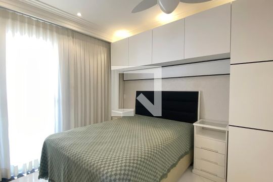 suíte de apartamento para alugar com 1 quarto, 69m² em Alphaville Industrial, Barueri