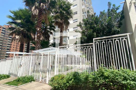 Fachada de apartamento para alugar com 1 quarto, 69m² em Alphaville Industrial, Barueri
