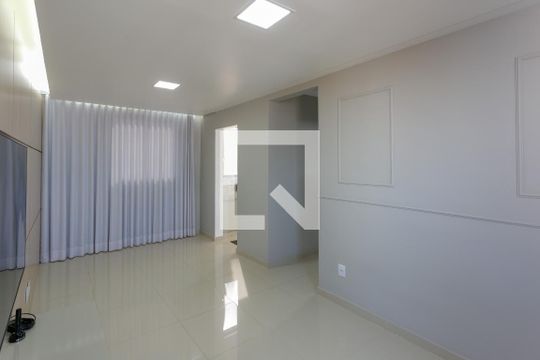 Sala de apartamento para alugar com 2 quartos, 54m² em Ana Lúcia, Sabará