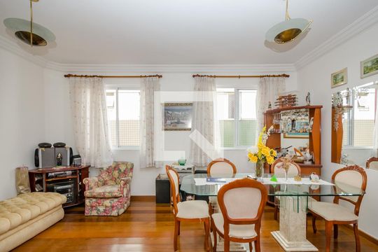 Sala de apartamento à venda com 3 quartos, 90m² em Coração Eucarístico, Belo Horizonte