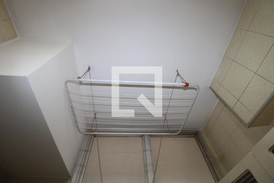 Cozinha e Área de Serviço de kitnet/studio para alugar com 1 quarto, 42m² em Botafogo, Campinas