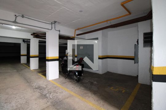 Vaga de Garagem de kitnet/studio para alugar com 1 quarto, 42m² em Botafogo, Campinas