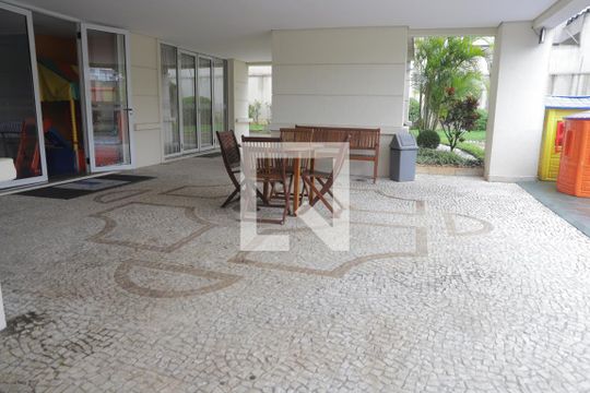 Área comum de apartamento à venda com 3 quartos, 104m² em Vila Monte Alegre, São Paulo