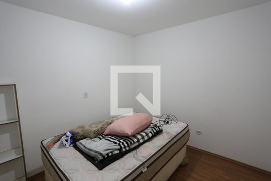 Quarto 2 de apartamento para alugar com 2 quartos, 42m² em Vila Granada, São Paulo