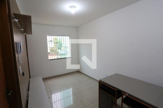 Salão  de apartamento para alugar com 2 quartos, 42m² em Vila Granada, São Paulo