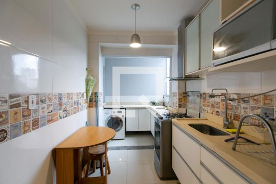 Cozinha  de kitnet/studio à venda com 1 quarto, 39m² em Cidade Líder, São Paulo