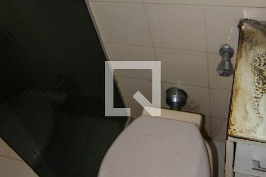 Banheiro de apartamento para alugar com 3 quartos, 150m² em Copacabana, Rio de Janeiro