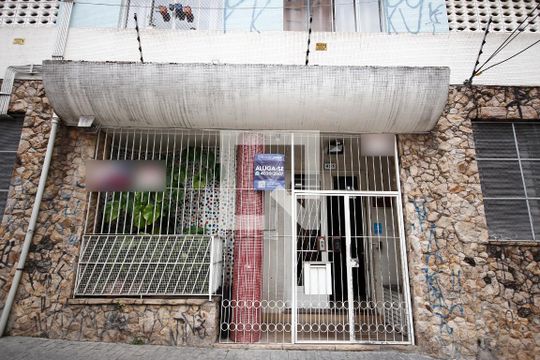 Fachada de apartamento para alugar com 1 quarto, 90m² em Cambuci, São Paulo