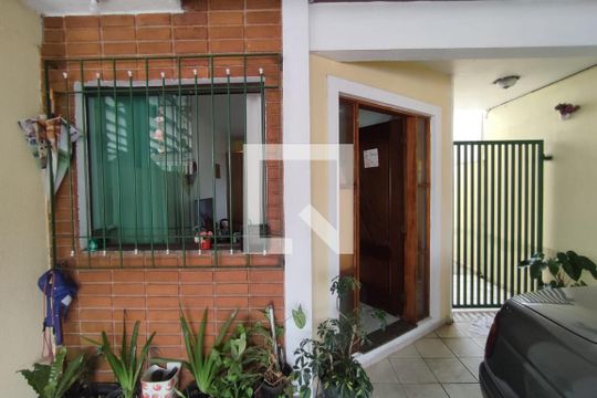 Entrada de casa à venda com 3 quartos, 125m² em Jardim Maringá, São Paulo