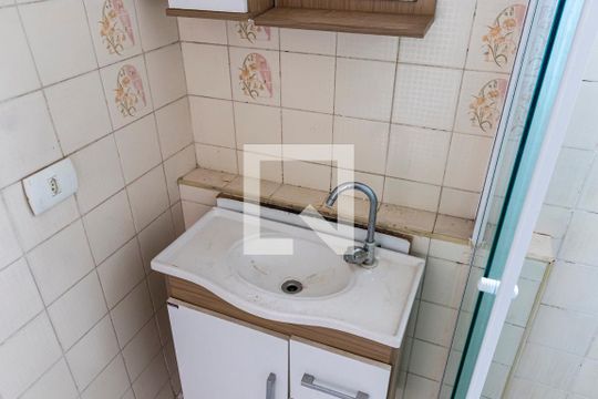 Banheiro de apartamento para alugar com 1 quarto, 76m² em Liberdade, São Paulo