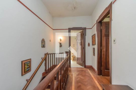 Segundo andar de casa para alugar com 3 quartos, 400m² em Vila Buarque, São Paulo