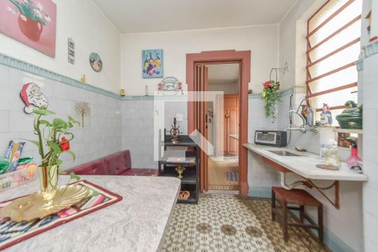 Cozinha de casa para alugar com 3 quartos, 400m² em Vila Buarque, São Paulo