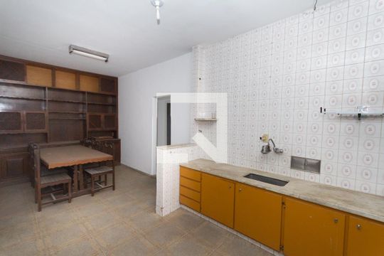 Cozinha de casa para alugar com 5 quartos, 220m² em Eldorado, Contagem