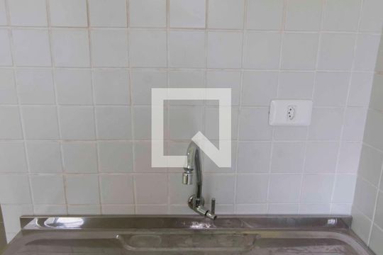Sala - Cozinha de casa para alugar com 1 quarto, 60m² em Jardim Felicidade (zona Oeste), São Paulo