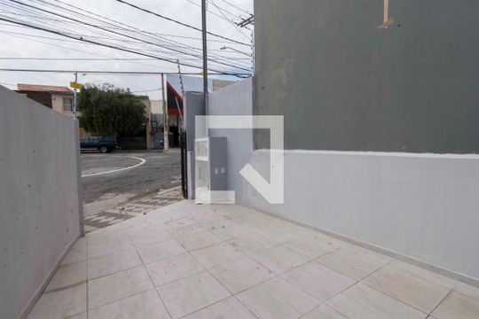 Garagem de casa para alugar com 1 quarto, 60m² em Jardim Felicidade (zona Oeste), São Paulo