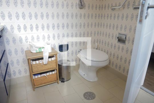Banheiro da Suíte de casa à venda com 5 quartos, 220m² em Planalto Paulista, São Paulo