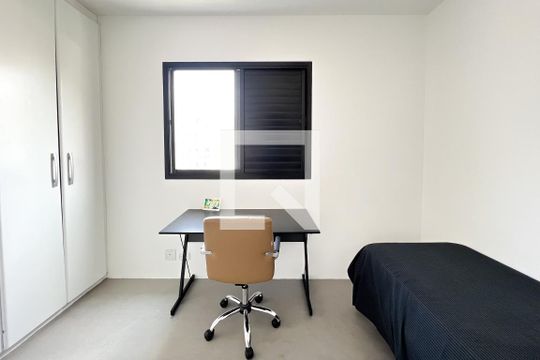 Quarto 1 de apartamento à venda com 2 quartos, 73m² em Vila Pompéia, São Paulo