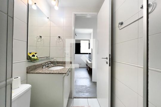 Banheiro Social de apartamento à venda com 2 quartos, 73m² em Vila Pompéia, São Paulo