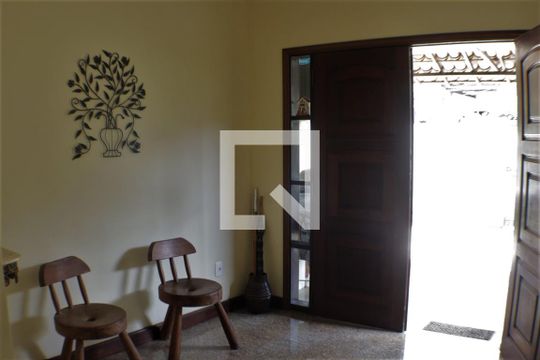 Hall de entrada de casa de condomínio à venda com 5 quartos, 420m² em Pechincha, Rio de Janeiro