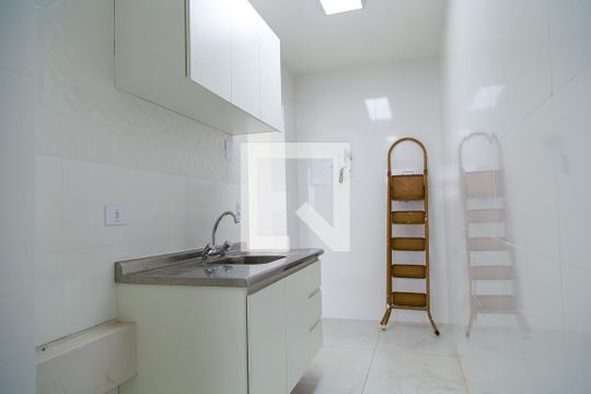 Cozinha de apartamento para alugar com 2 quartos, 55m² em Vila da Saúde, São Paulo