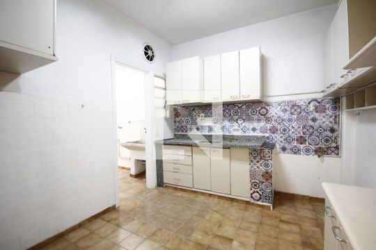 Cozinha de apartamento à venda com 2 quartos, 97m² em Vila Mariana, São Paulo