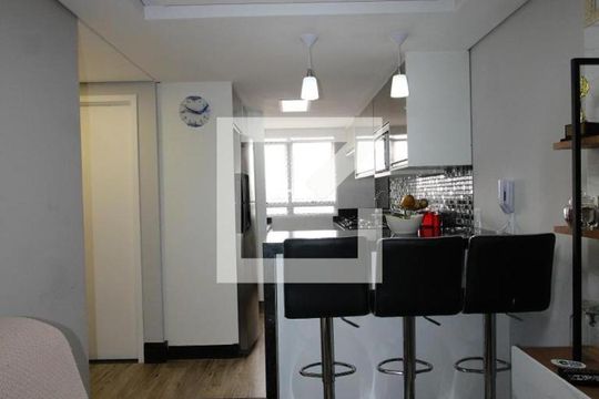 Apartamento para alugar com 2 quartos, 40m² em Vila Ema, São Paulo