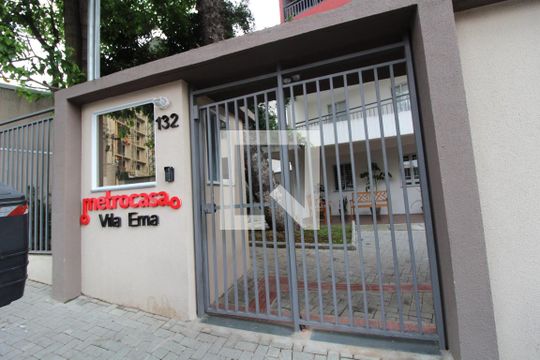 Fachada de apartamento para alugar com 2 quartos, 40m² em Vila Ema, São Paulo