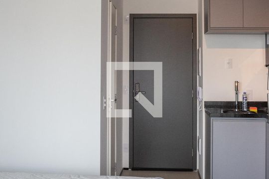 Quarto e Cozinha de kitnet/studio à venda com 1 quarto, 23m² em Perdizes, São Paulo
