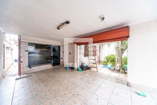 Garagem de casa para alugar com 3 quartos, 178m² em Vila América, Santo André