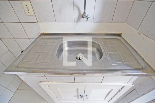 Cozinha de apartamento para alugar com 1 quarto, 35m² em Centro Histórico, Porto Alegre