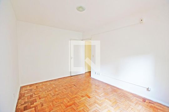 Quarto de apartamento para alugar com 1 quarto, 35m² em Centro Histórico, Porto Alegre